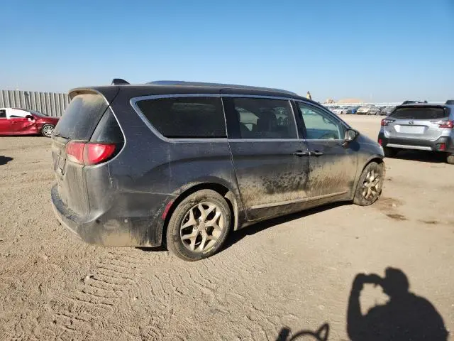 2017 CHRYSLER PACIFICA TOURING L PLUS  