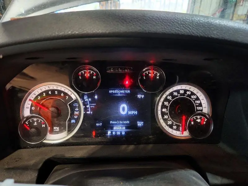 2015 RAM 1500 SLT  
