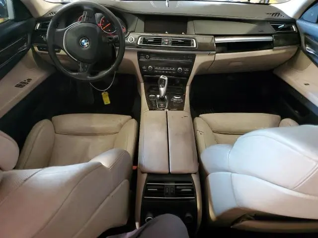 2012 BMW 750 XI  