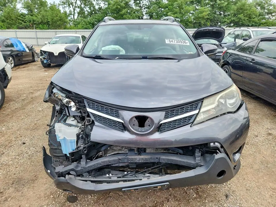 2014 TOYOTA RAV4 XLE  