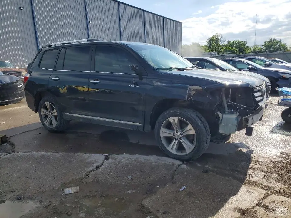 2013 TOYOTA HIGHLANDER LIMITED  
