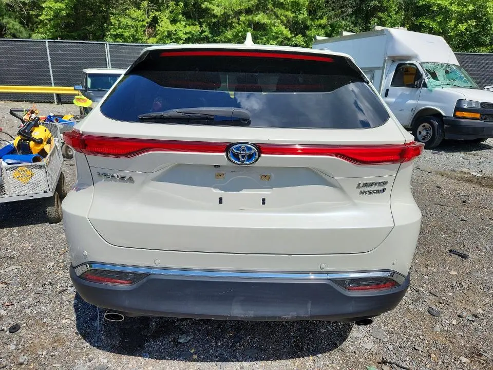 2021 TOYOTA VENZA LIMITED  