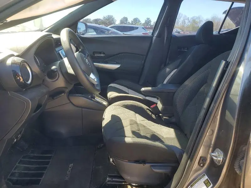 2020 NISSAN KICKS SV  