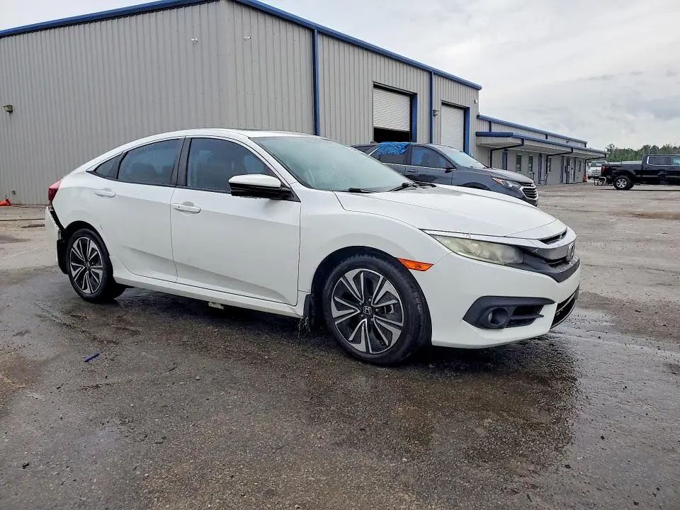2016 HONDA CIVIC EX  