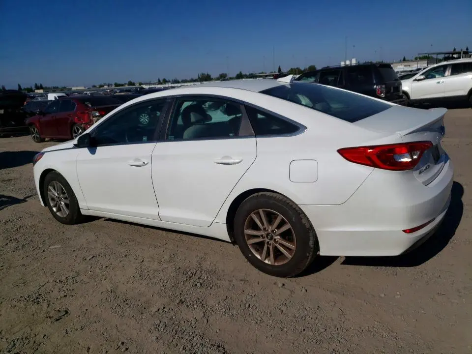 2015 HYUNDAI SONATA SE  