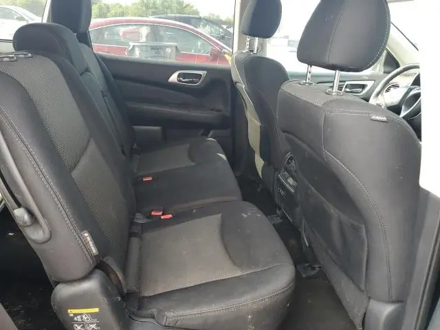 2019 NISSAN PATHFINDER S  