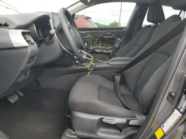 2020 TOYOTA C-HR XLE  