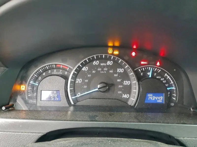 2012 TOYOTA CAMRY BASE  