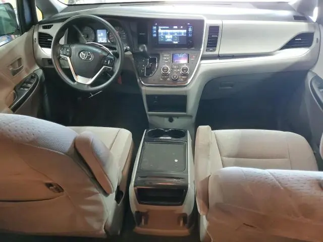 2015 TOYOTA SIENNA LE  