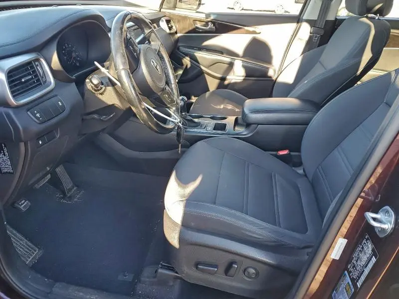 2016 KIA SORENTO LX  