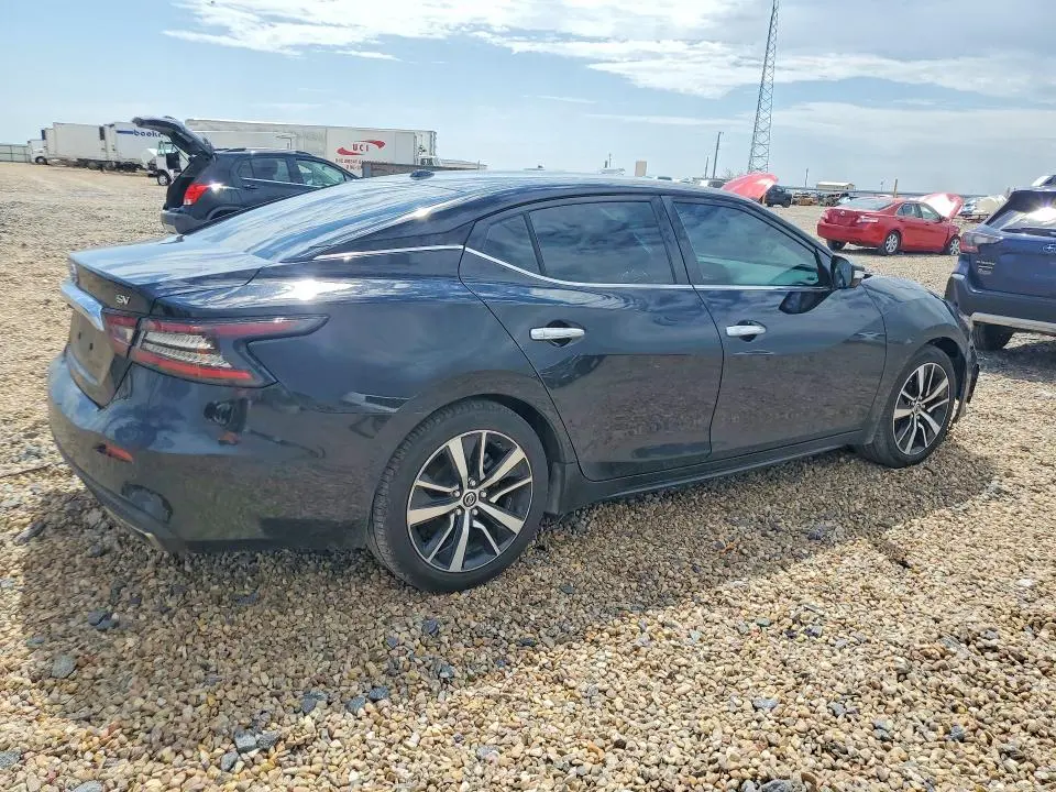2021 NISSAN MAXIMA SV  