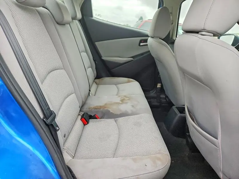 2019 TOYOTA YARIS L  
