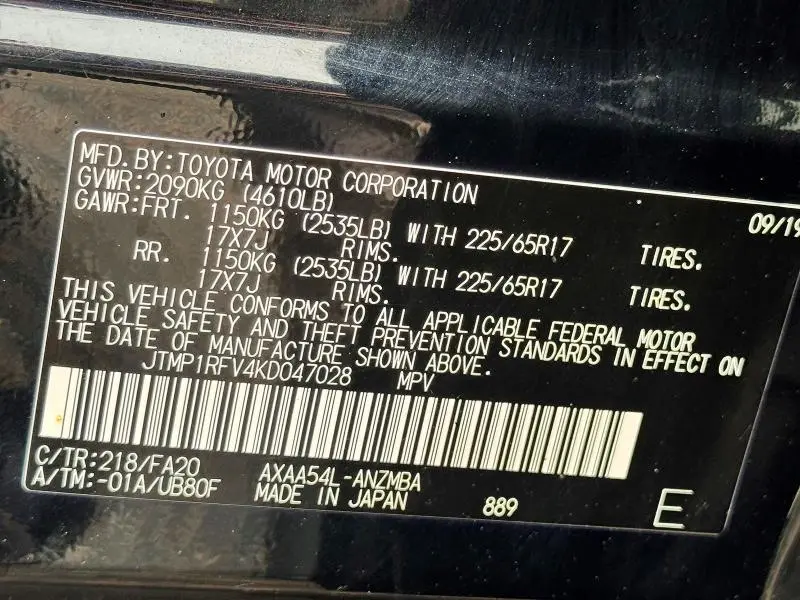 2019 TOYOTA RAV4 XLE  