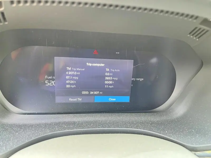 2024 VOLVO XC60 PLUS  