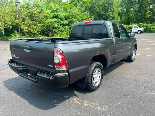 2010 TOYOTA TACOMA BASE  