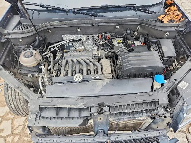 2018 VOLKSWAGEN ATLAS SE  
