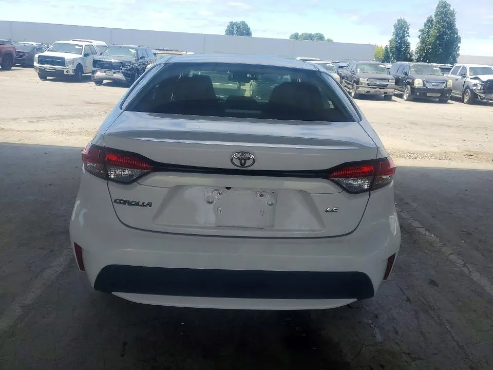2022 TOYOTA COROLLA LE  