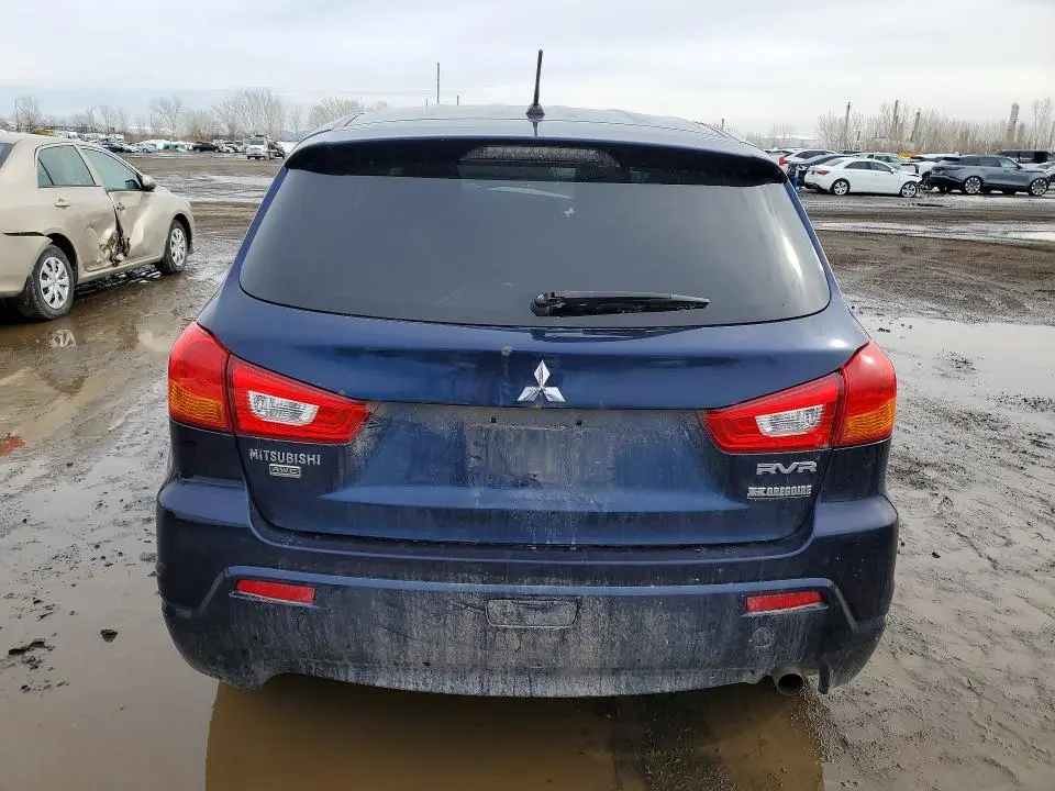 2011 MITSUBISHI RVR SE  