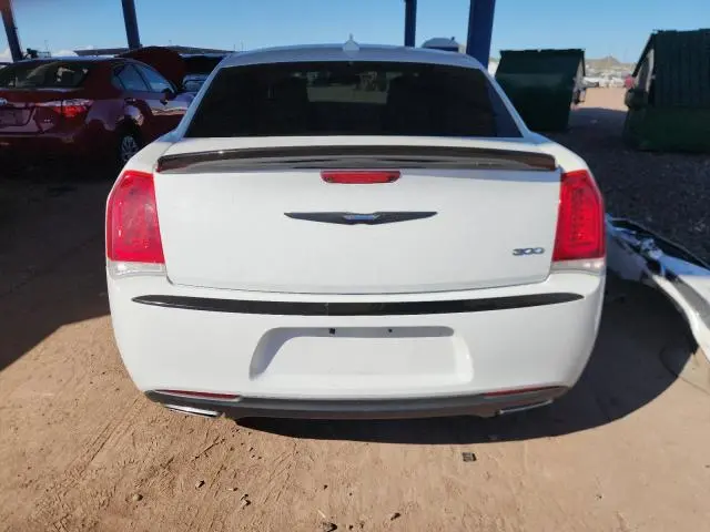 2017 CHRYSLER 300 LIMITED  