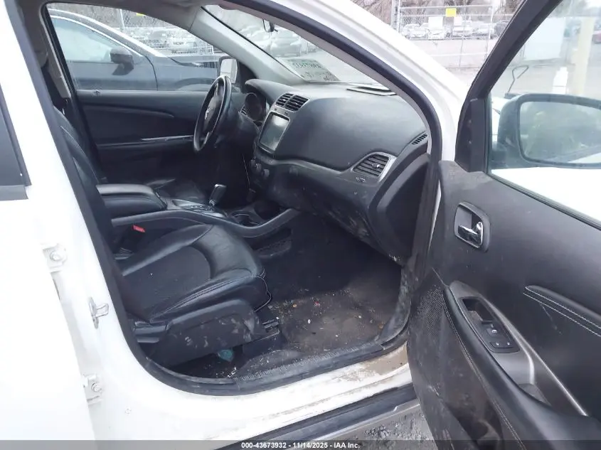 2018 DODGE JOURNEY CROSSROAD AWD