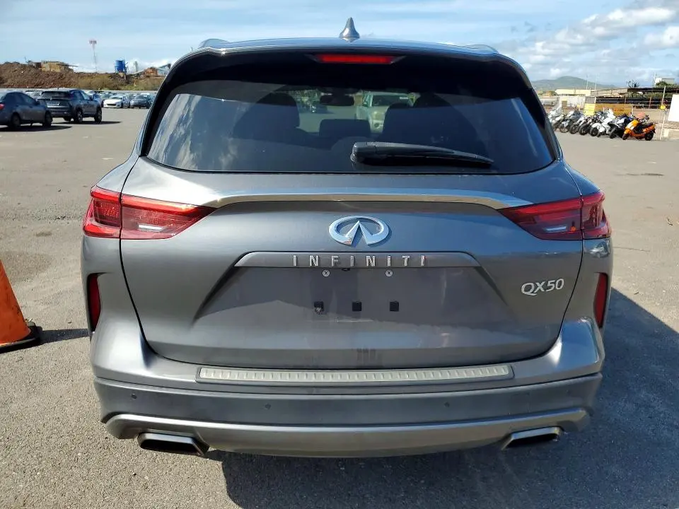 2021 INFINITI QX50 LUXE  