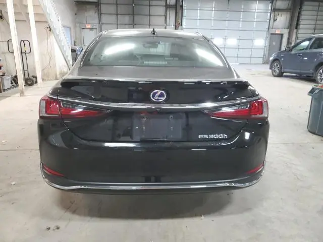2021 LEXUS ES 300H