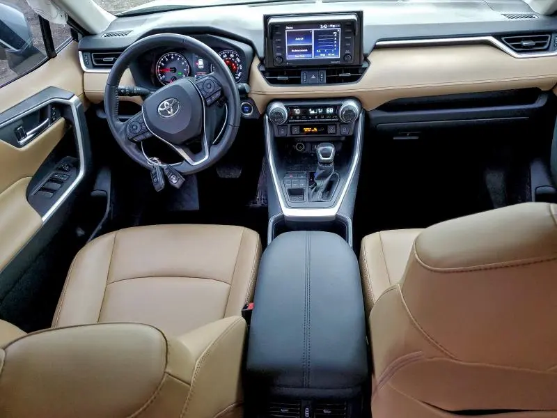 2022 TOYOTA RAV4 XLE PREMIUM  