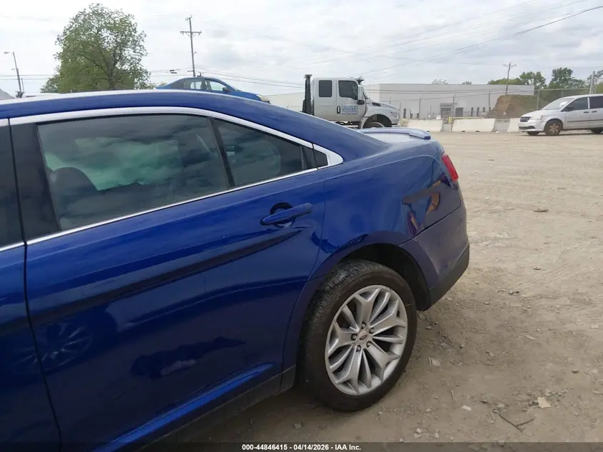 2015 FORD TAURUS LIMITED