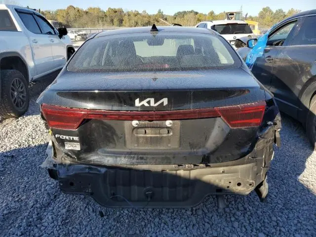 2023 KIA FORTE LX  
