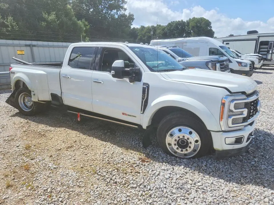 2023 FORD F450 SUPER DUTY LIMITED