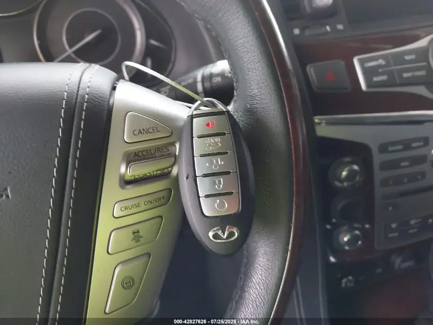 2018 INFINITI QX80  