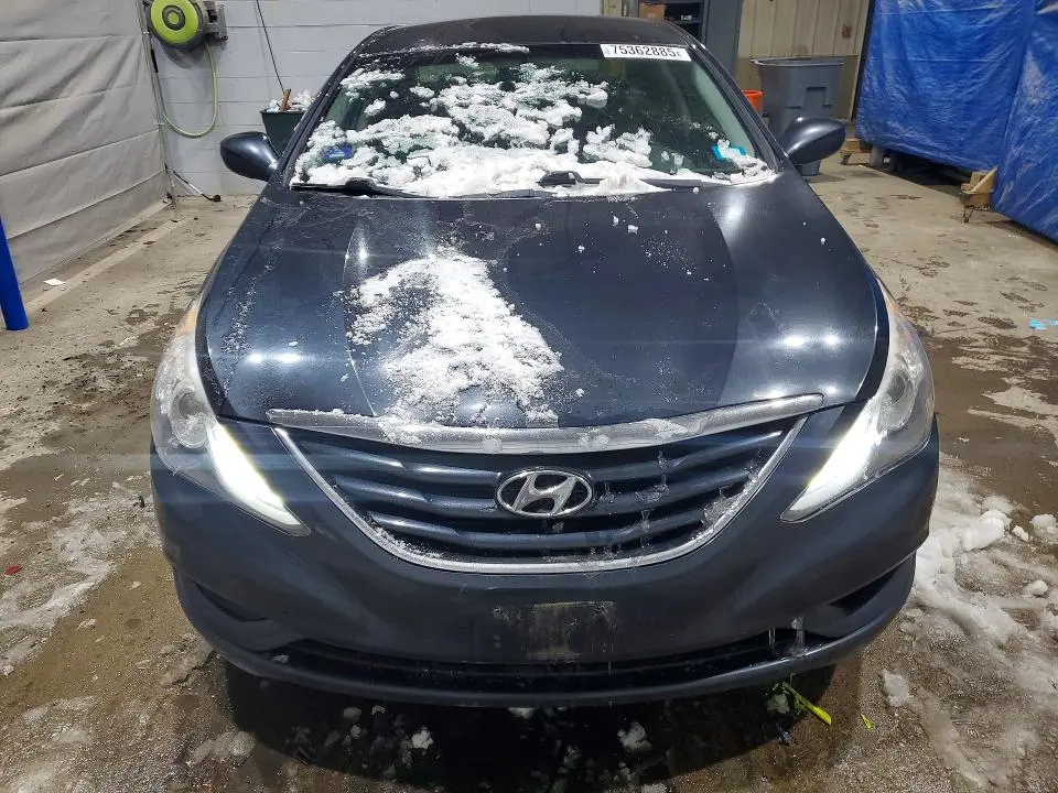 2011 HYUNDAI SONATA GLS  