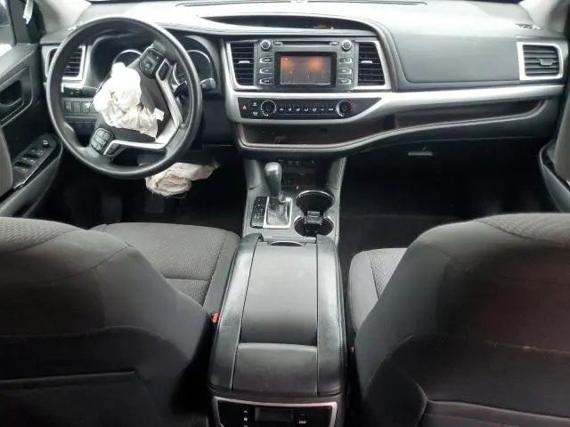 2018 TOYOTA HIGHLANDER LE  