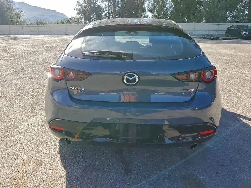 2024 MAZDA 3 PREFERRED  