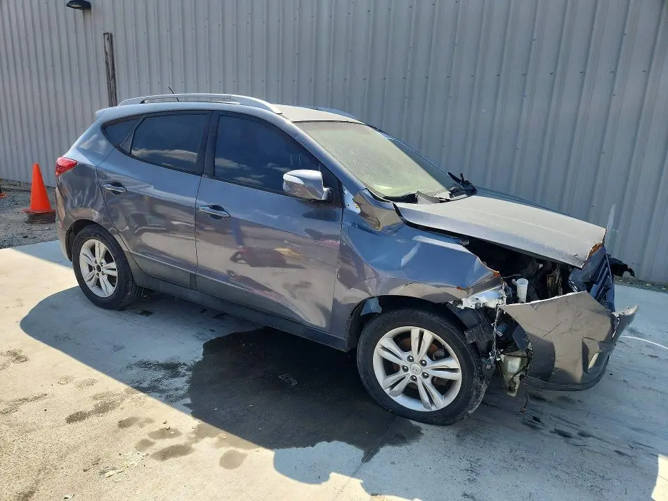 2013 HYUNDAI TUCSON GLS  