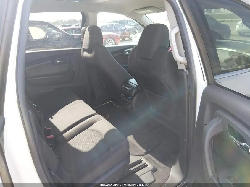 2010 CHEVROLET TRAVERSE LT