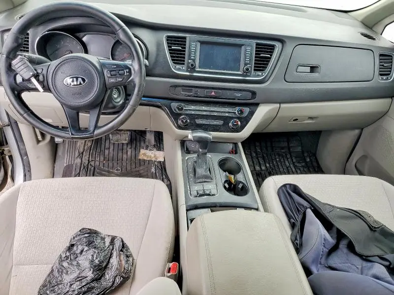 2017 KIA SEDONA   