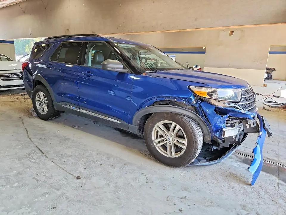 2021 FORD EXPLORER XLT  