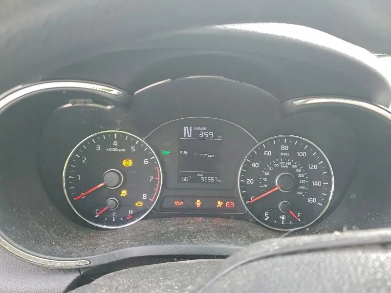2017 KIA FORTE LX  