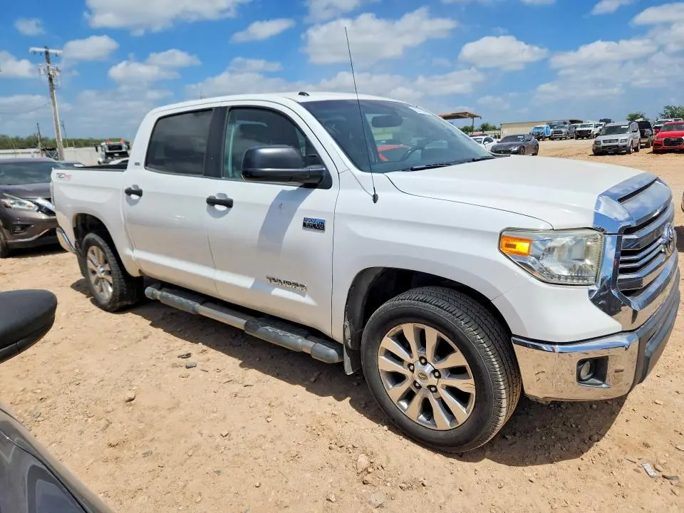 2016 TOYOTA TUNDRA CREWMAX SR5  