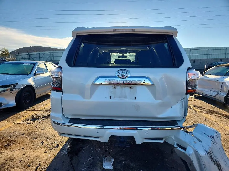 2016 TOYOTA 4RUNNER LIMITED  