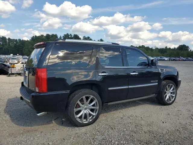 2010 CADILLAC ESCALADE PREMIUM  