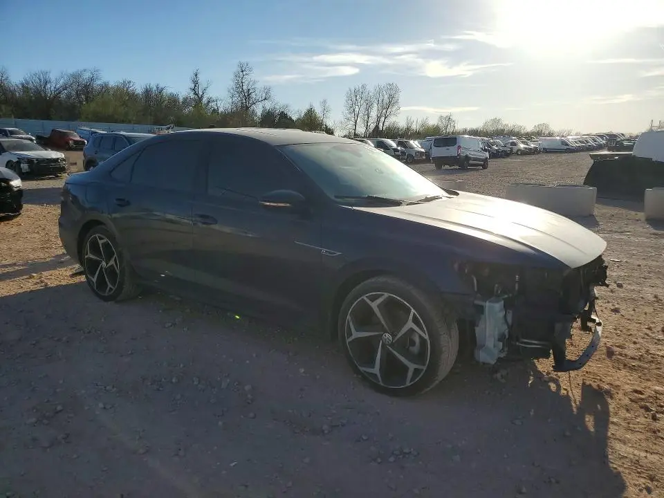 2021 VOLKSWAGEN PASSAT R-LINE  