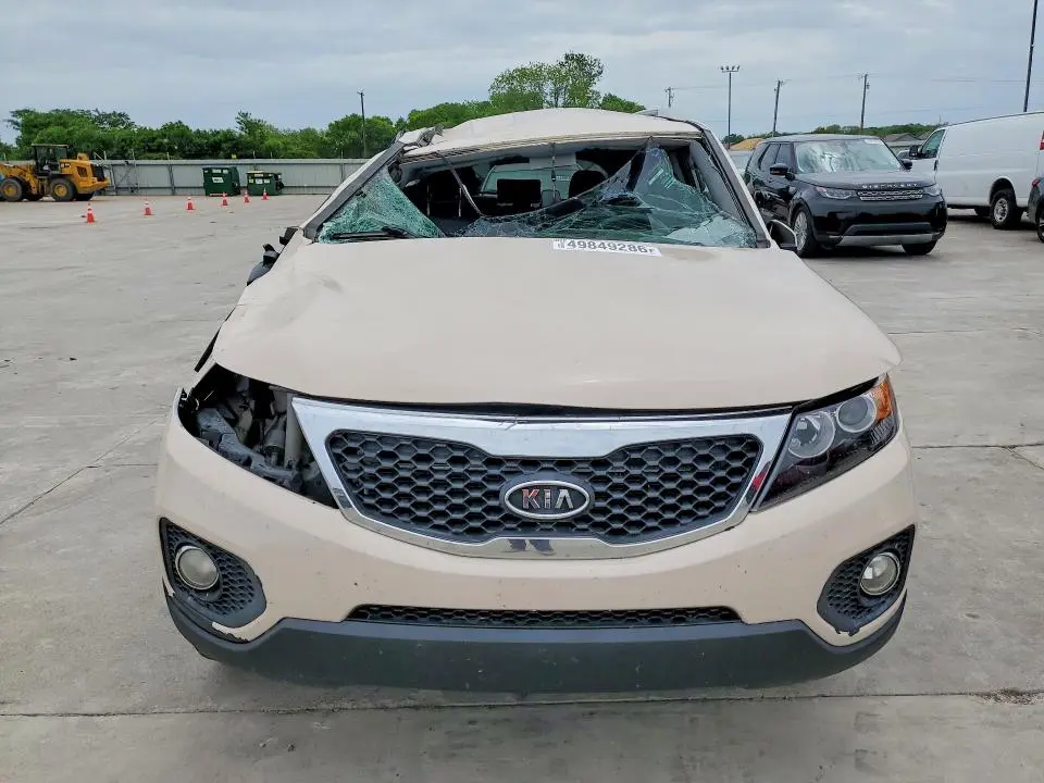 2012 KIA SORENTO LX  