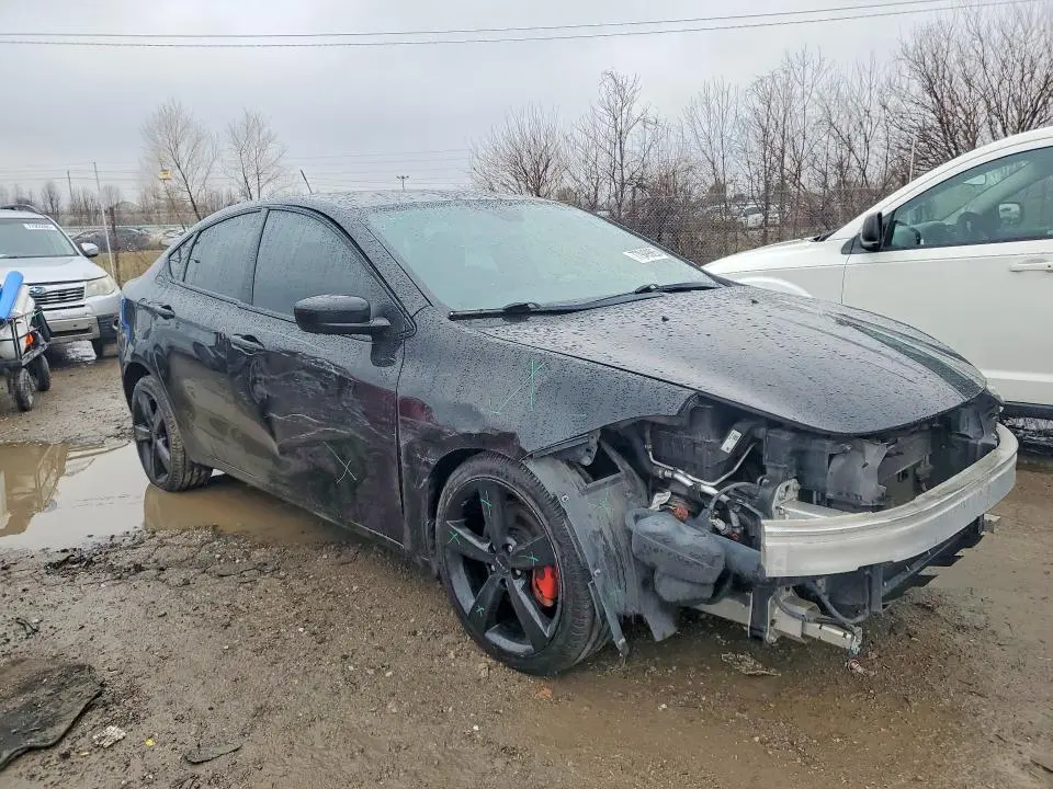 2015 DODGE DART SXT  