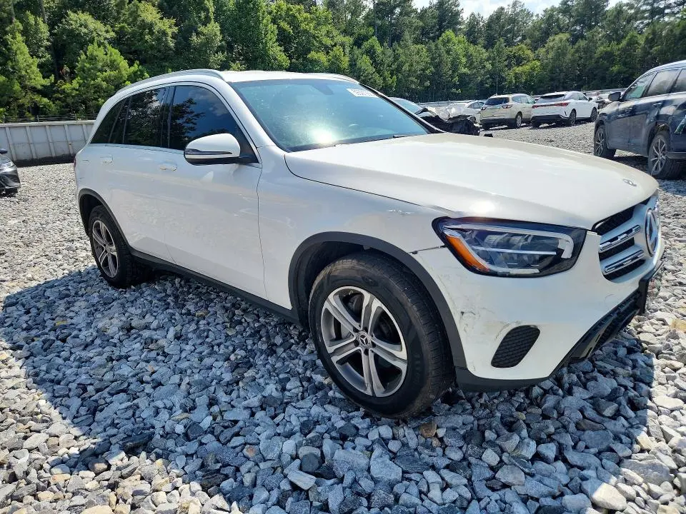 2020 MERCEDES-BENZ GLC 300  
