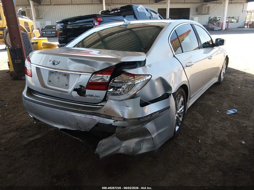 2012 HYUNDAI GENESIS 3.8