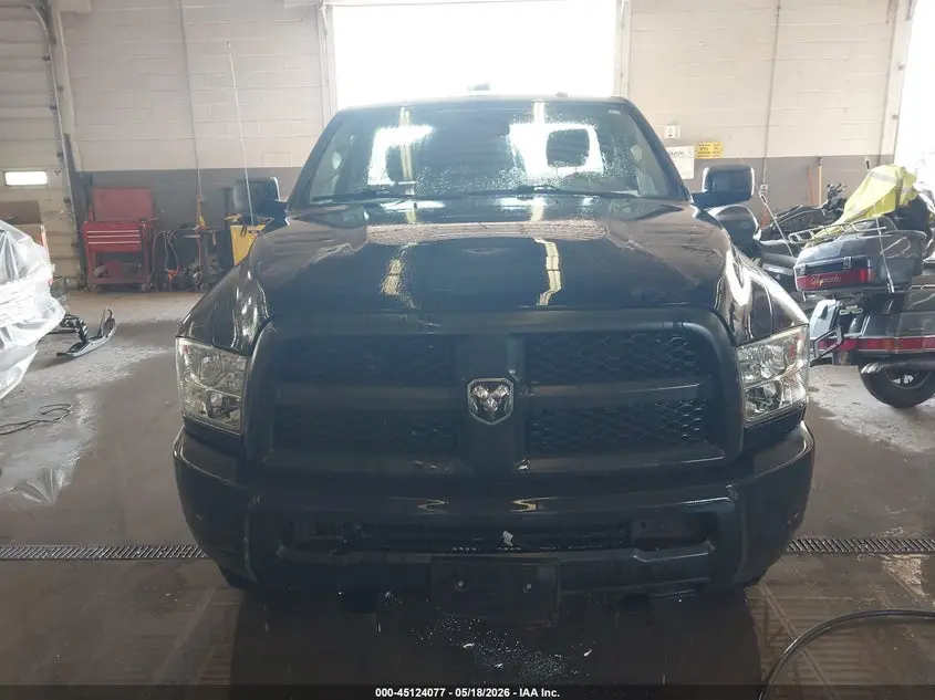 2018 RAM 2500 TRADESMAN  4X4 8' BOX