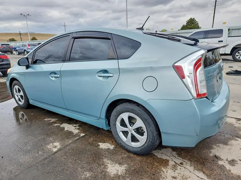 2013 TOYOTA PRIUS THREE  