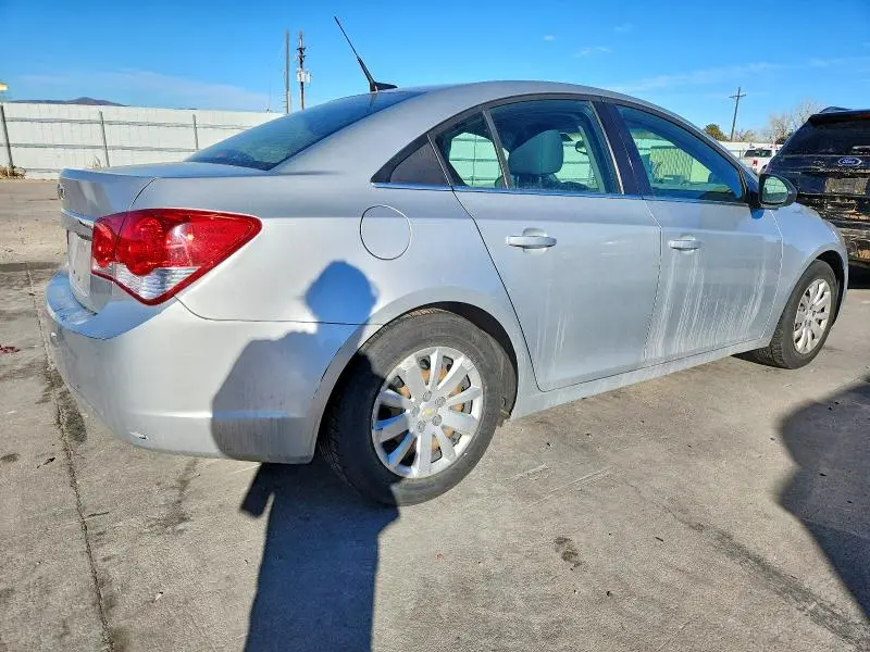 2011 CHEVROLET CRUZE LS  
